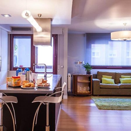 Piso Moderno, Centrico Y Con Garaje Gratis Appartement Bilbao Buitenkant foto